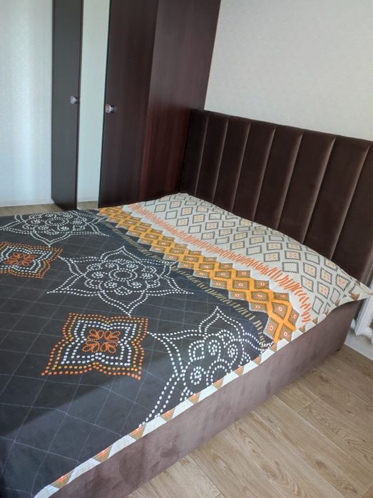 Продам спальный гарнитур