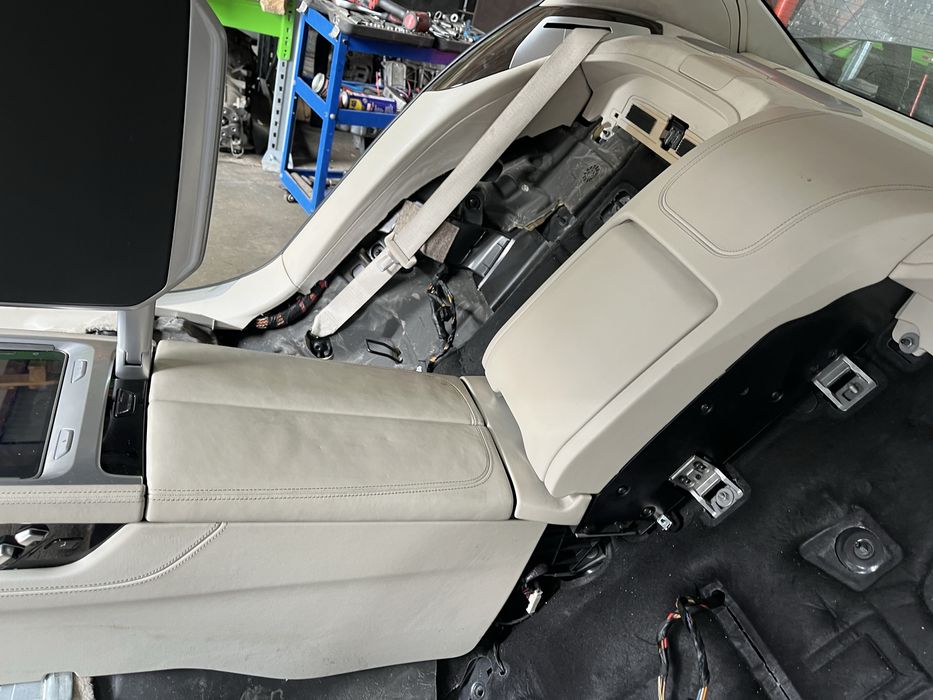 Комфорт салон бмв 7 г12 лонг ( comfort salon bmw g12 )