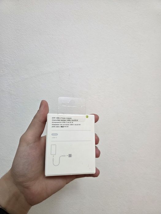 Incarcator Apple 20W si Cablu USB-C