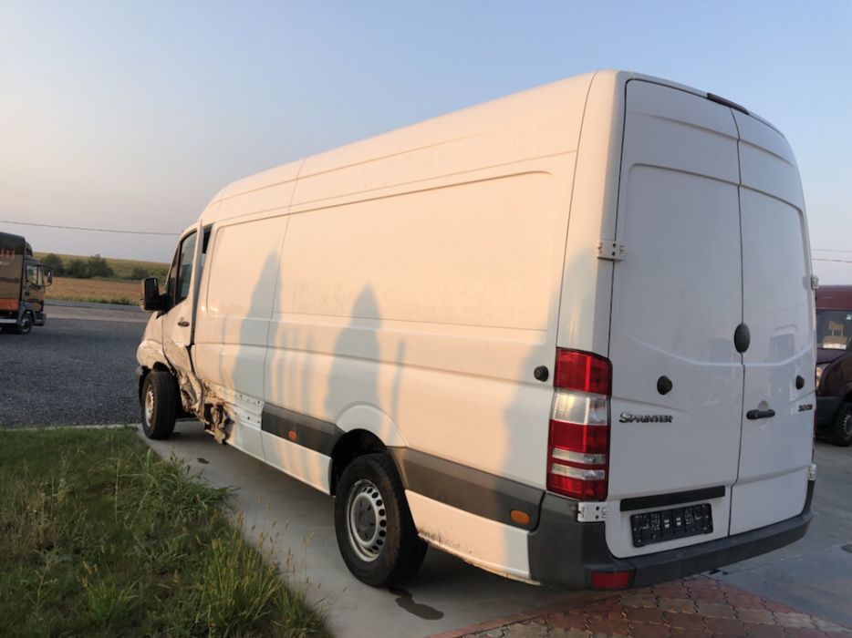 Vindem/oferim montaj/Motor Mercedes sprinter 2.2 cdi/euro5