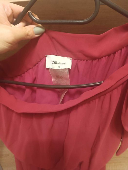 Продавам официална рокля