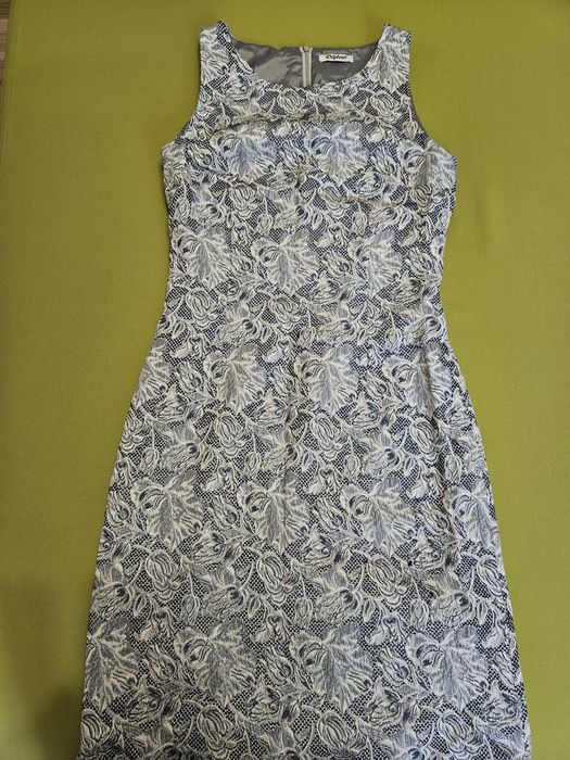 Рокля марка Дафне размер L с подплата