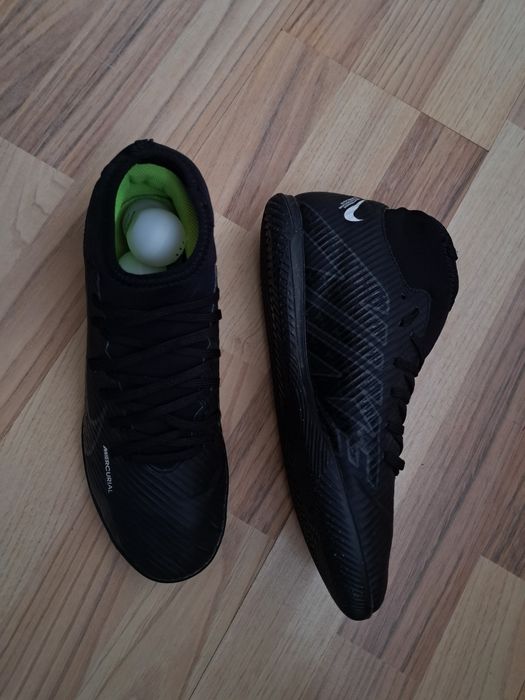 Mercuriale nike de sala