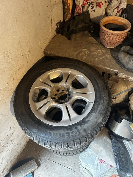 Продам диски с резиной