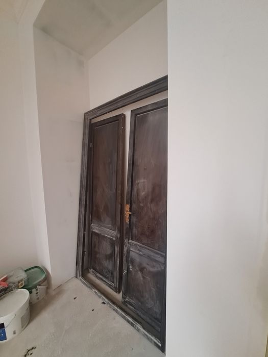 Temir eshik sotiladi