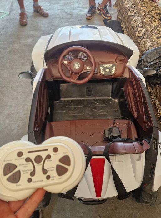 Masinuta copii 2 locuri