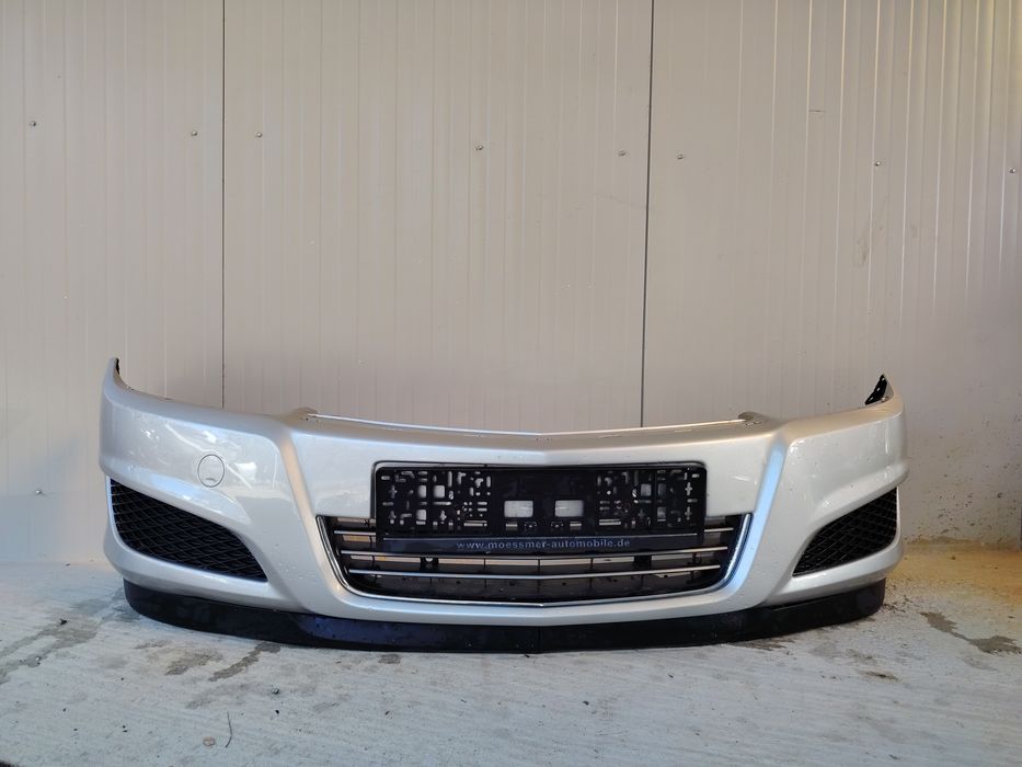 Bara fata Opel Astra H facelift