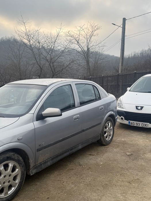 Opel astra 1.6 benzină