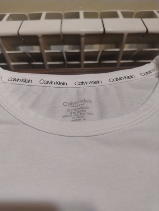 Чисто нова Тениска Calvin Klein
