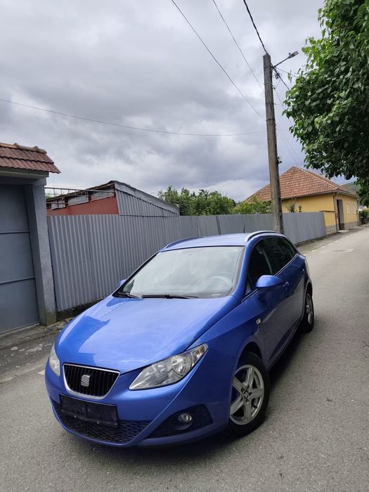 Vând Seat Ibiza 2010