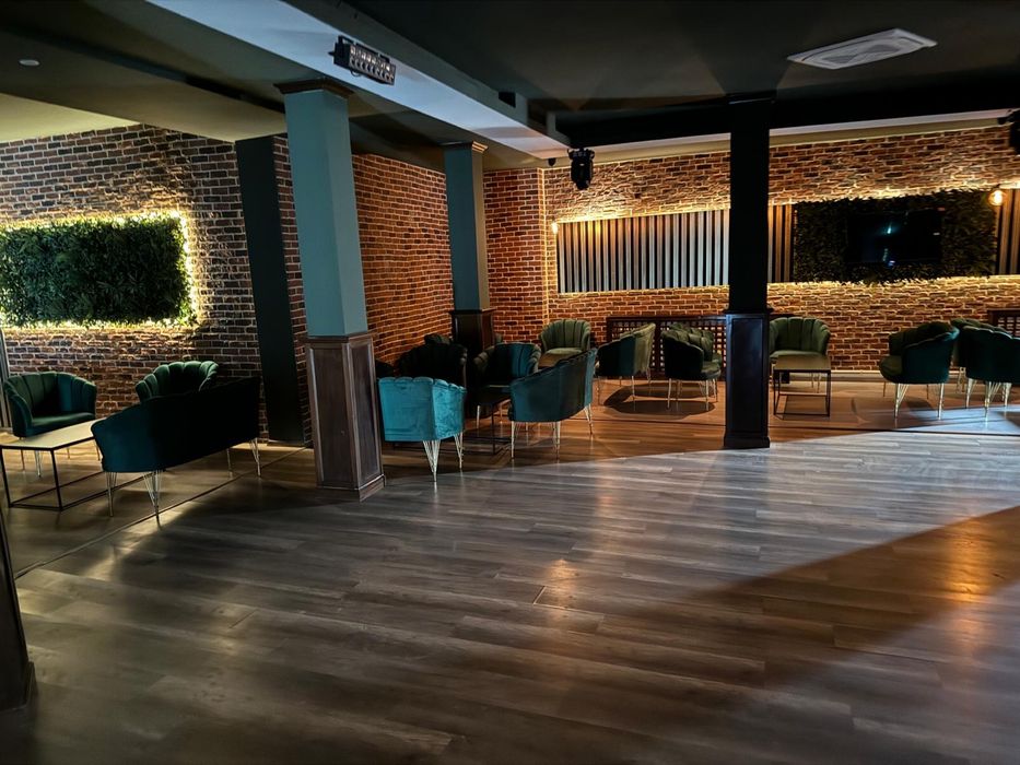 Proprietar , inchiriez spatiu comercial ultracentral , 371 mp