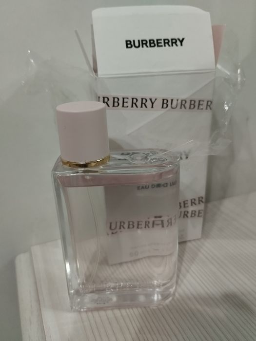 Парфюмированные духи Burberry