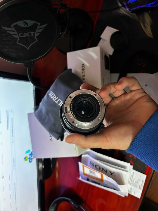 Vand aparat foto Sony ZV-E10 II (Mark2) cu tot cu obiectiv/separat.