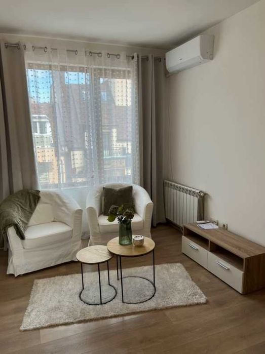 Дава се под наем Двустаен апартамент в София, Банишора - 50 кв.м за 485 € - Снимка #2