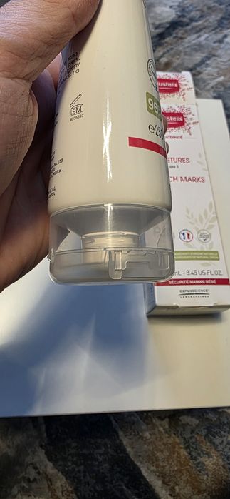 Vand crema anti-vergeturi Mustela Maternité