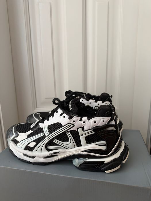 Balenciaga runner noi!