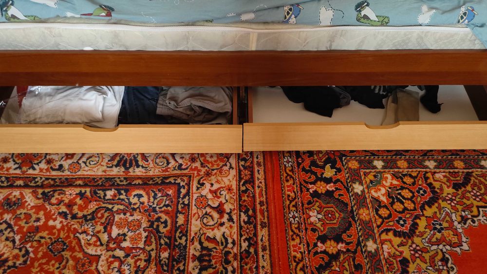 1 кишилик кровать сотилади. Идеал холатда