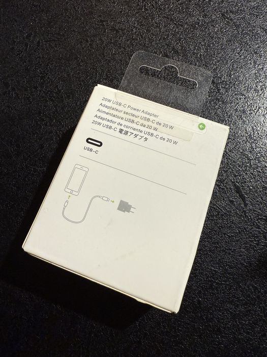 Power Adapter USB-C 20W Apple (адаптер)