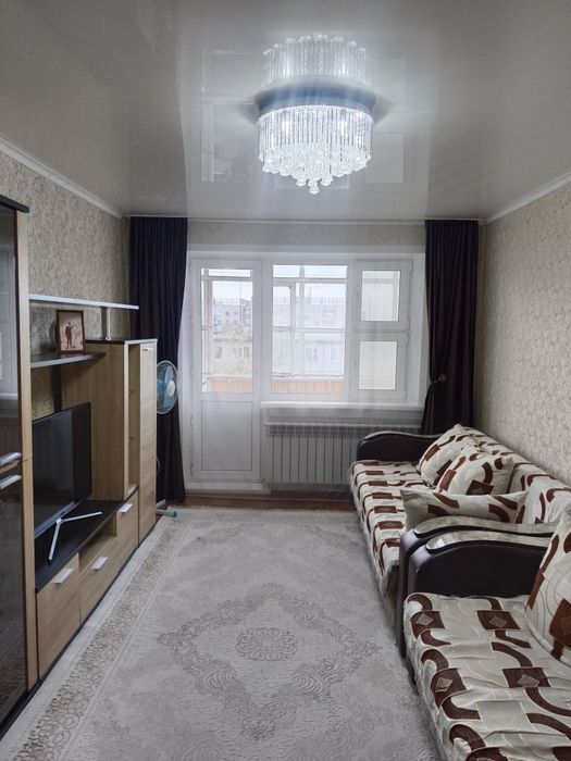 Продам 3 х комн . 6 -10,  5 этаж.