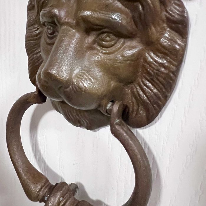 Декоративно чуакло за врата от бронз. Ново. Ръчна изработка