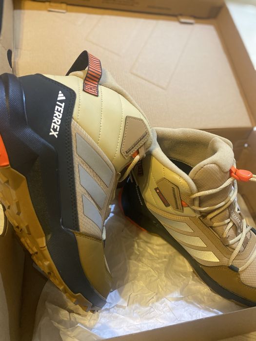 Дамски обувки adidas Terrex AX4R Climawarm Mid