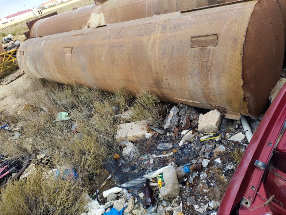 Бочка ёмкость !!