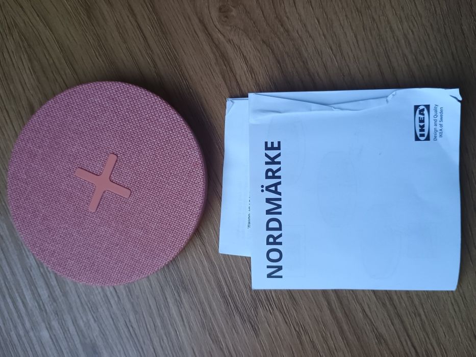 Безжично зарядно+инструкция за ползване