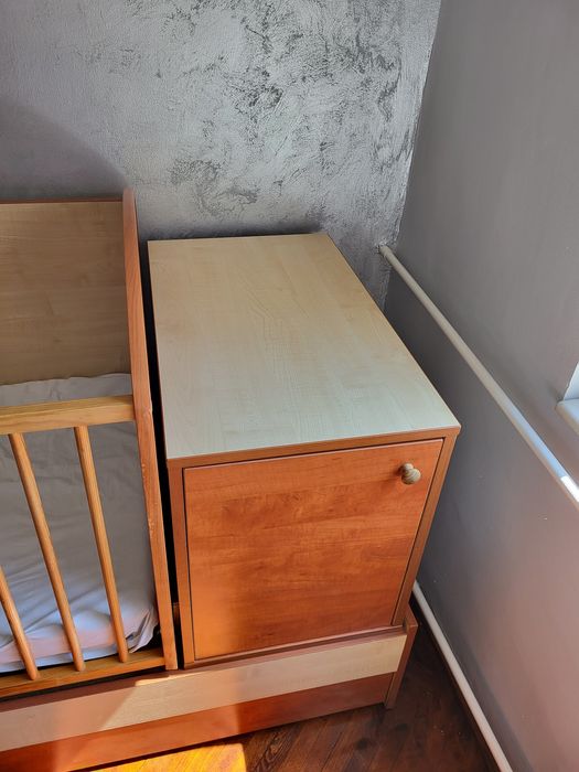 Patut pentru copii, care se transformă, cu saltea inclusă