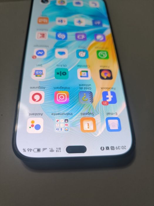 Honor 200 lite-256 GB -8 GB ram- cutie