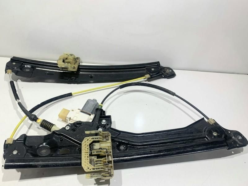 Macara geam electric cu motoras dreapta fata BMW Seria 7 (2008-2015) [F01, F02] 7182106