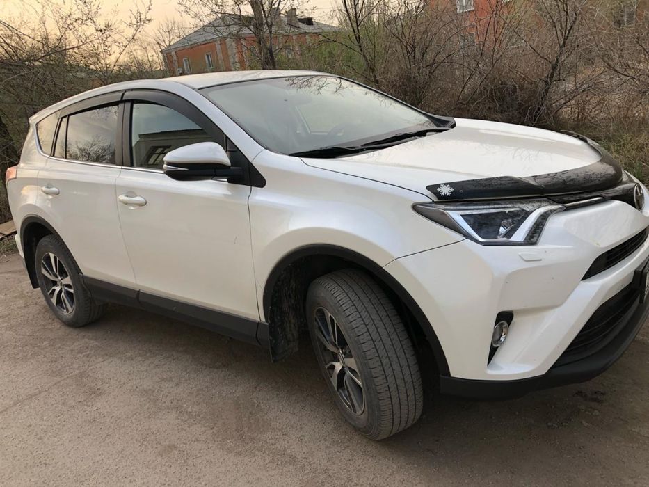 Продам срочно Toyota RAV 4