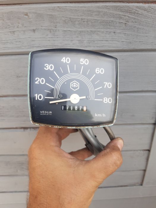 Километражини табла  за  Веспа (VESPA)-втора употреба