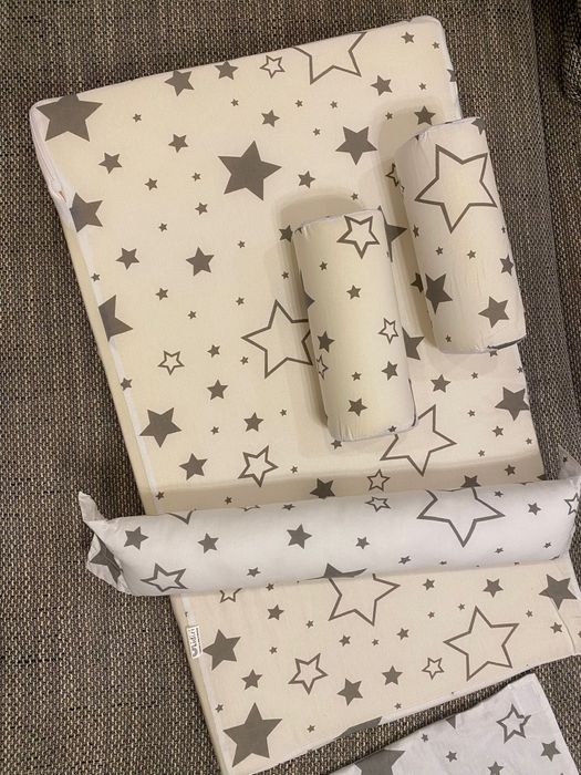 Vând Pernă antireflux, ca nouă.