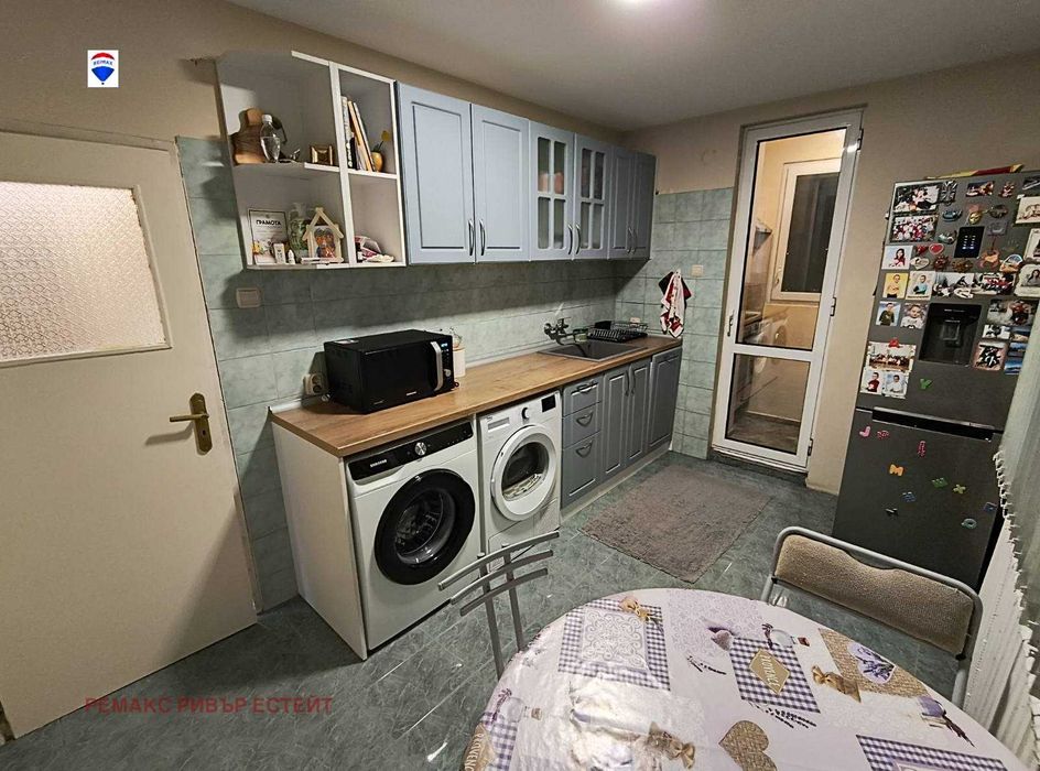 Тристаен апартамент за продажба кв. Хъшове, гр. Русе