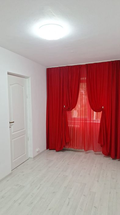 PROPRIETAR vand apartament 2 camere zona CALEA SAGULUI