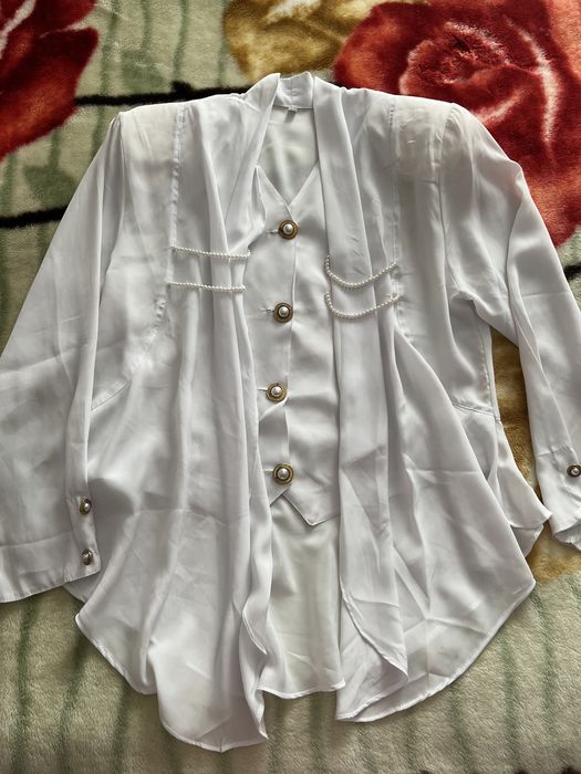 Дамска бяла риза