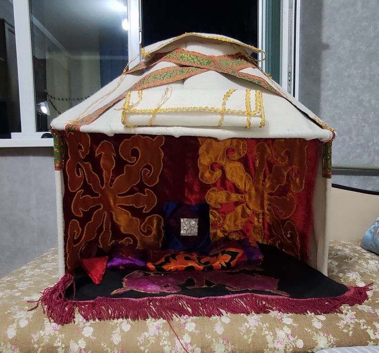 Сувениры Юрта 10 тысяч