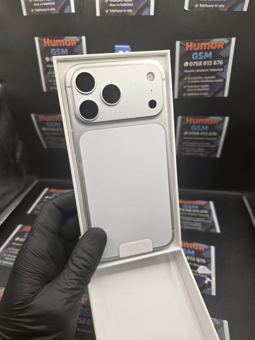 iPhone 17 Pro Max / Silver / 256GB / Nou, Neactivat / Rate