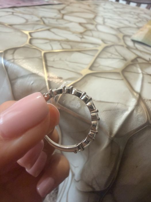 Пръстен с moissanite diamonds