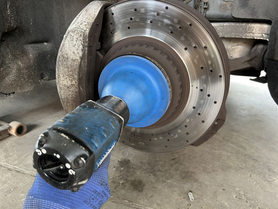 Сервиз Джанти Смяна на гуми Изправяне на джанти