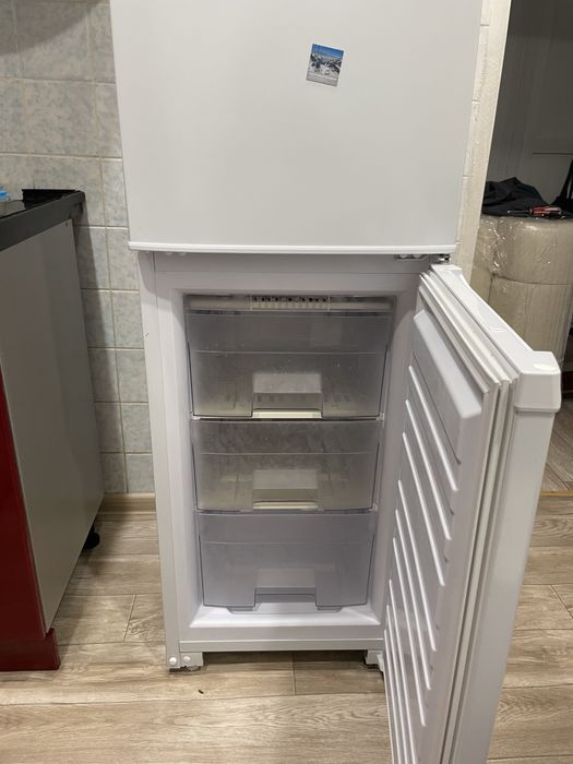 Продам холодильник Бирюса
