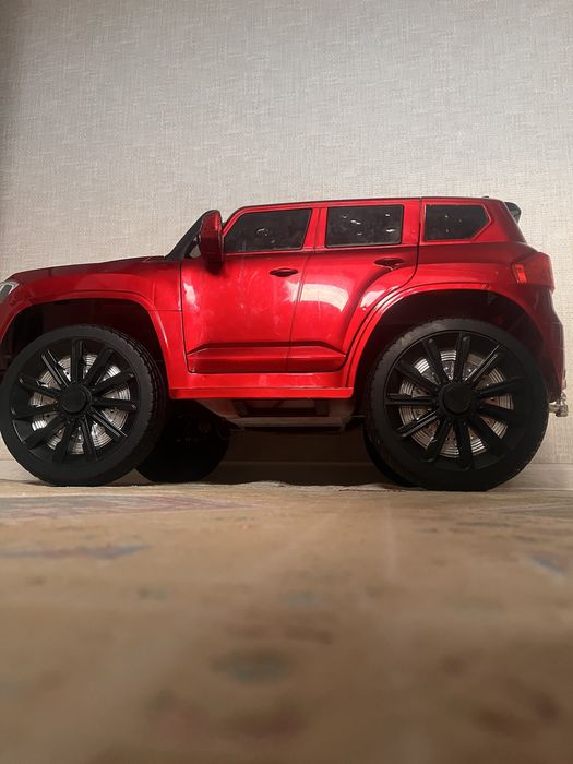 Продам машину