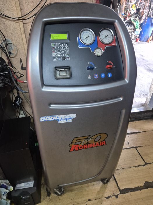 Vand aparat incarcare freon robinair ac690 pro