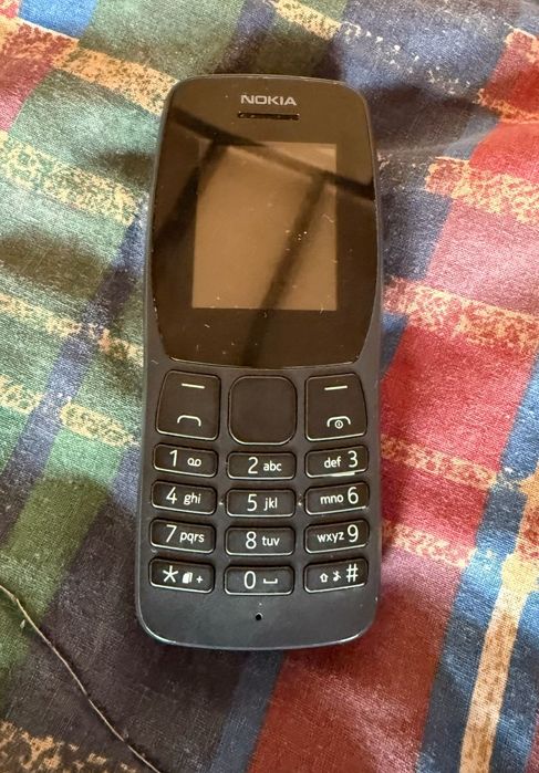 Лот телефони: Nokia C5-00, Nokia 110, Nokia 1800, работещи отлично