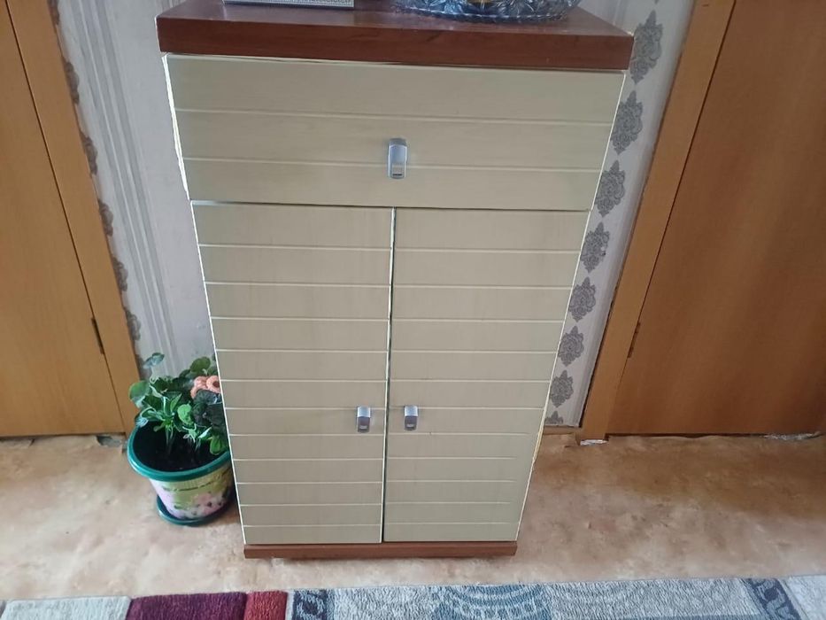 Прихожая для мебели