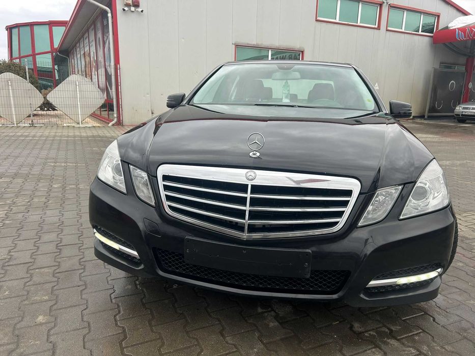 Mercedes Benz E 300 BlueTEC Hybrid