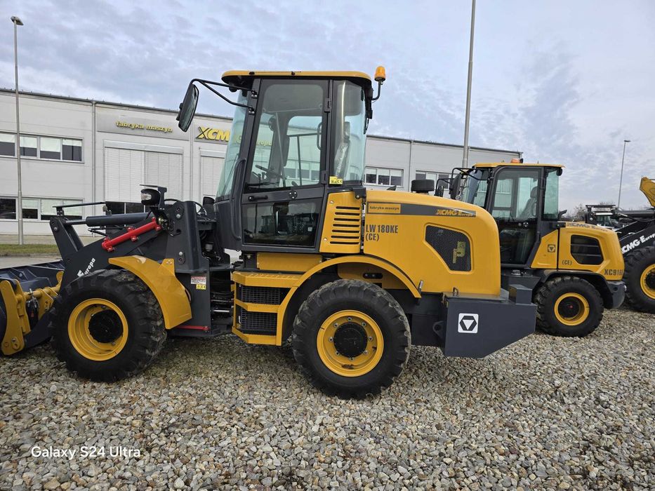Incarcator frontal nou , vola XCMG LW180KE, 6tone, Polonia [STOC]