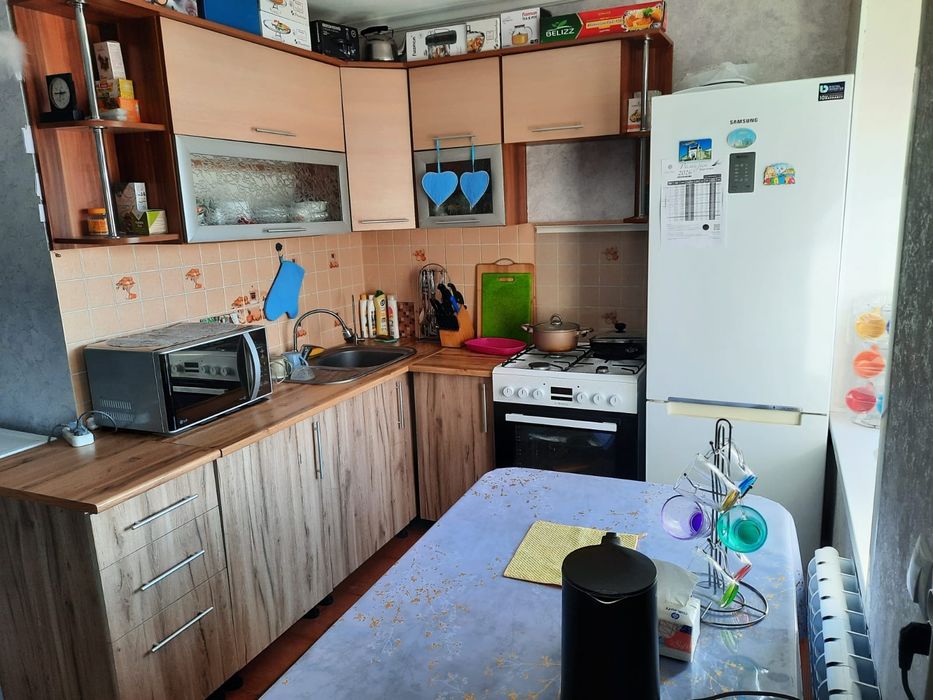 Срочно продам 2-х комнату квартиру