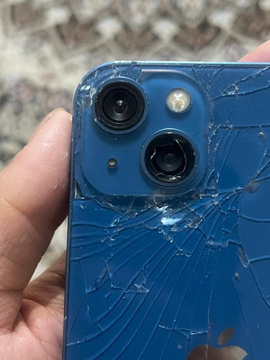 Айфон 13, срочно!