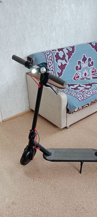Продам электросамокат